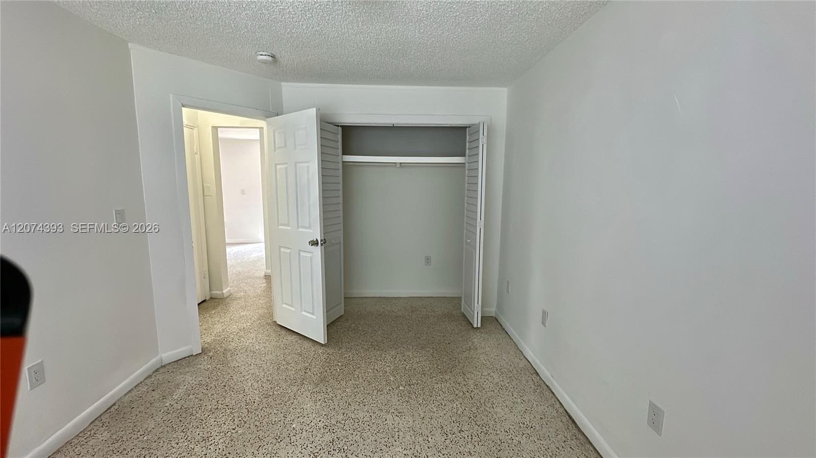 59 W 26th St # 8, Hialeah, FL 33010 — zdjęcie 3