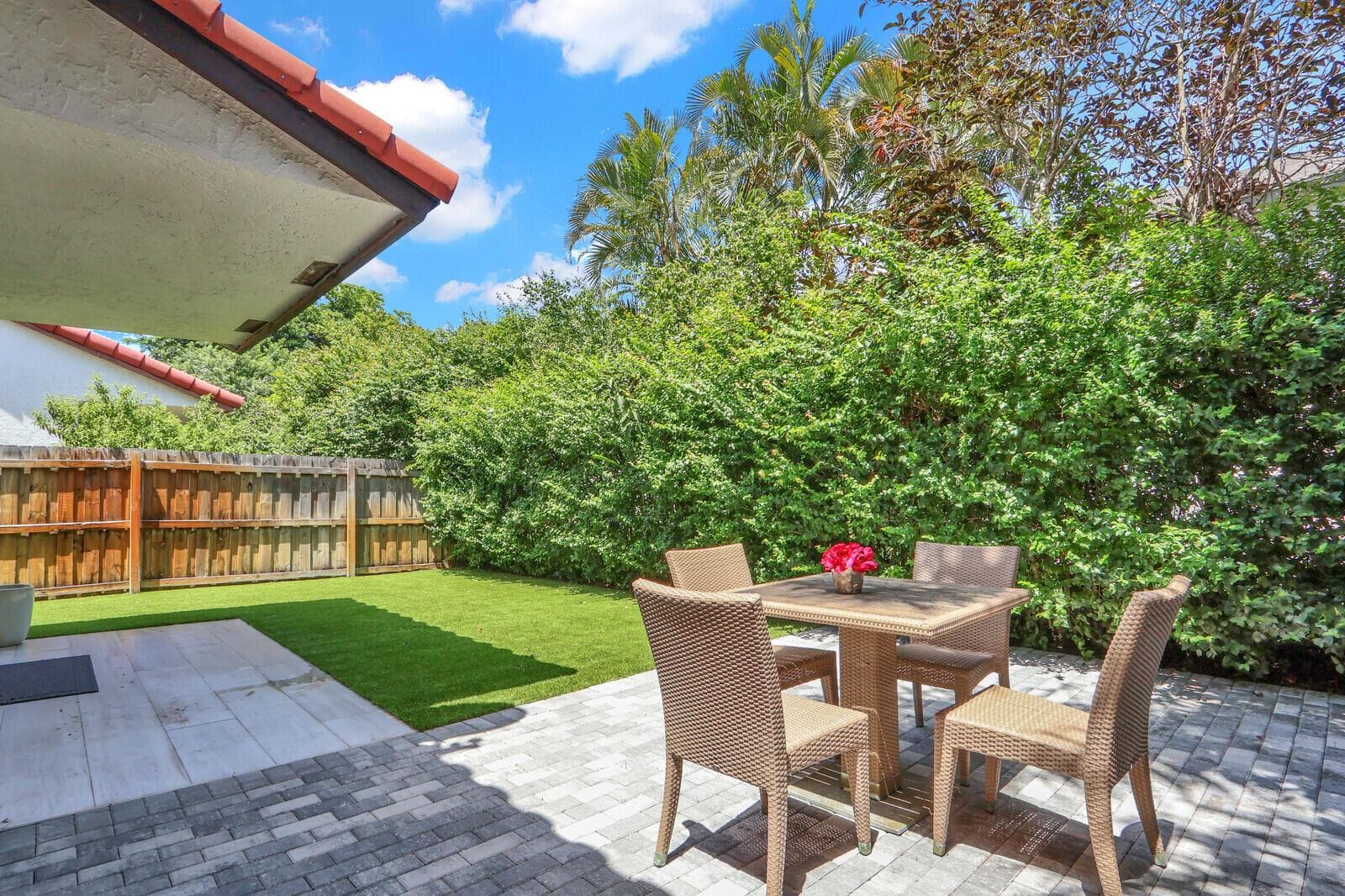 13483 FOUNTAIN VIEW Boulevard, Wellington, FL 33414