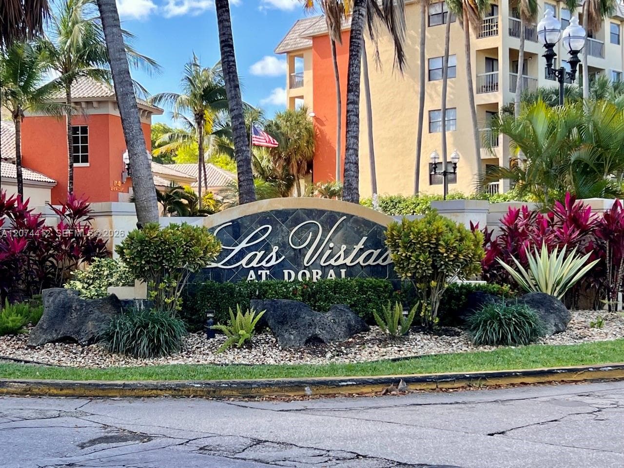8120 Geneva Ct # 250, Doral, FL 33166