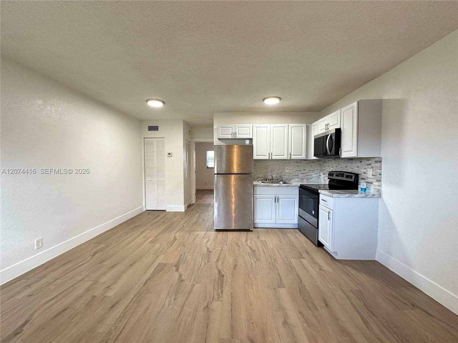 3616 NE 11th Ave # 3, Oakland Park, FL 33334