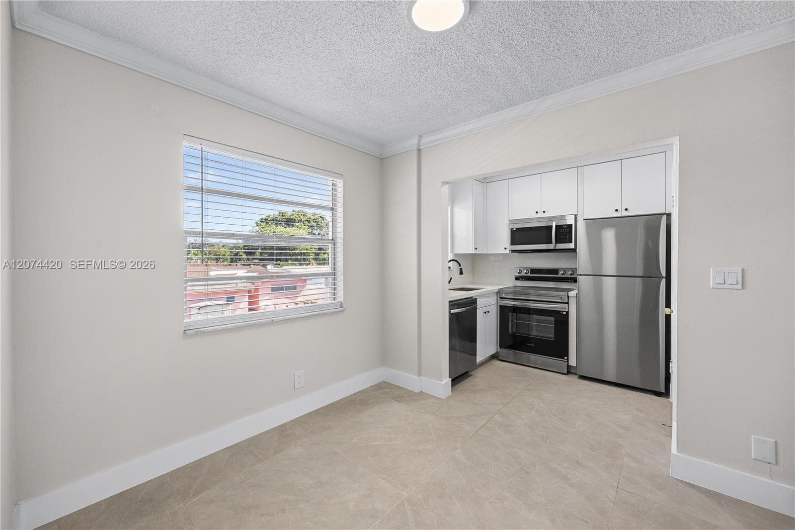 4933 Hollywood Blvd # 202, Hollywood, FL 33021 — zdjęcie 2