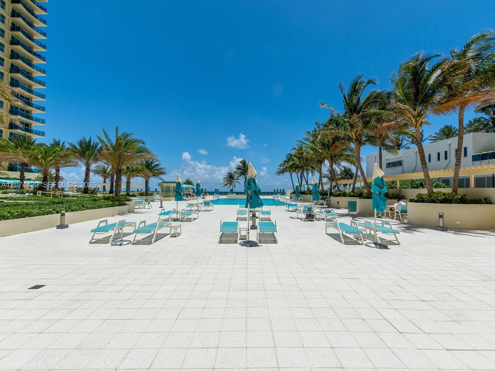 2501 S Ocean Dr # 1620, Hollywood, FL 33019