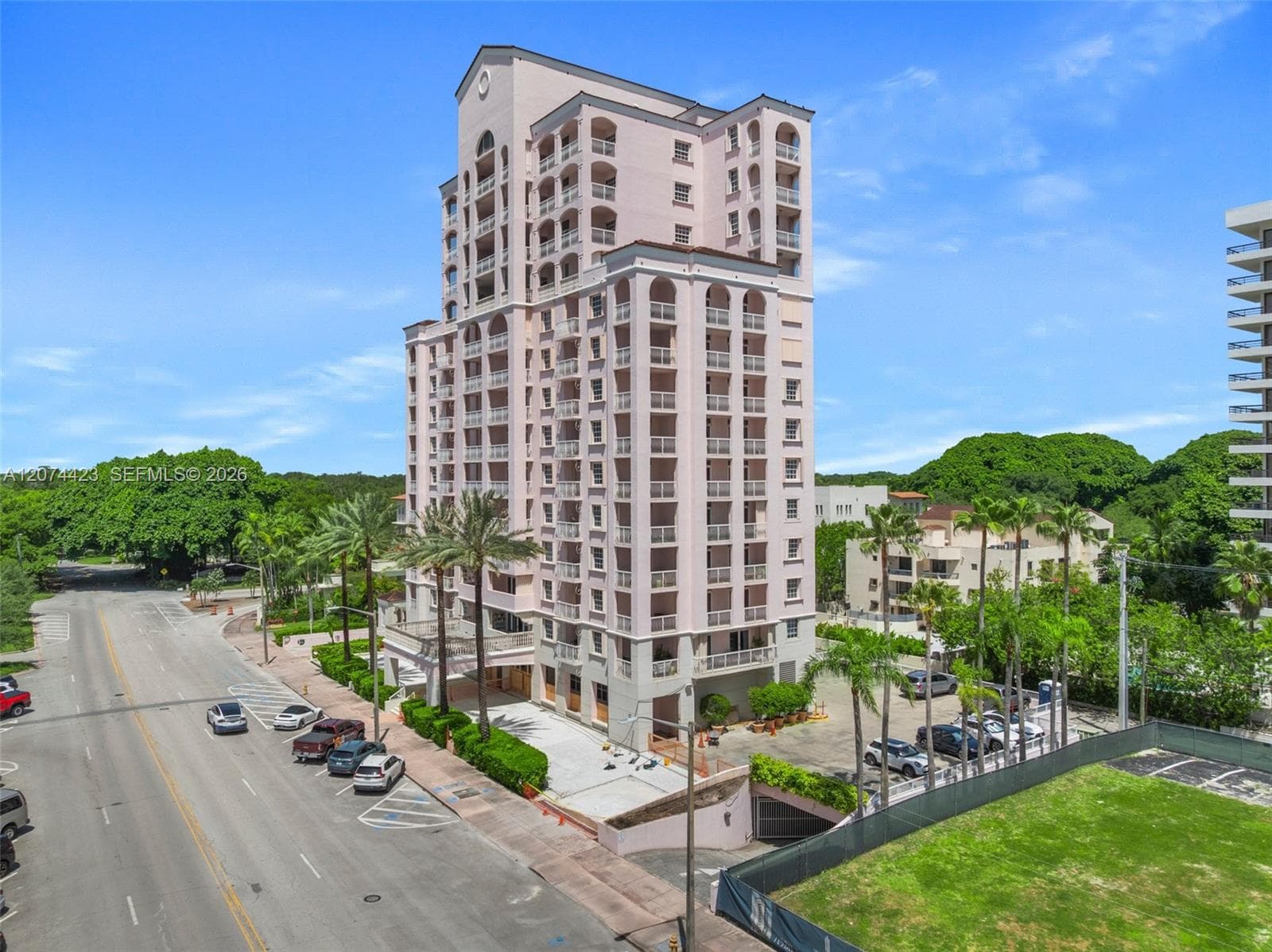 721 Biltmore Way # 601, Coral Gables, FL 33134 — zdjęcie 2