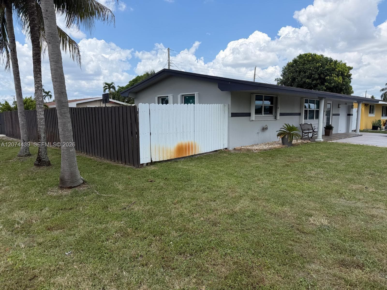 1000 NW 76th Ter, Pembroke Pines, FL 33024 — zdjęcie 2