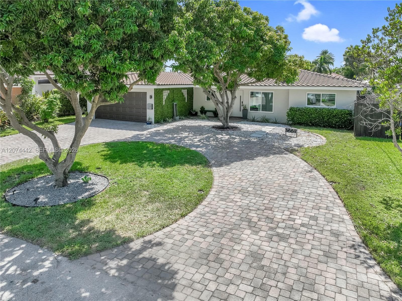 2225 NE 16th Ave, Wilton Manors, FL 33305 — zdjęcie 3