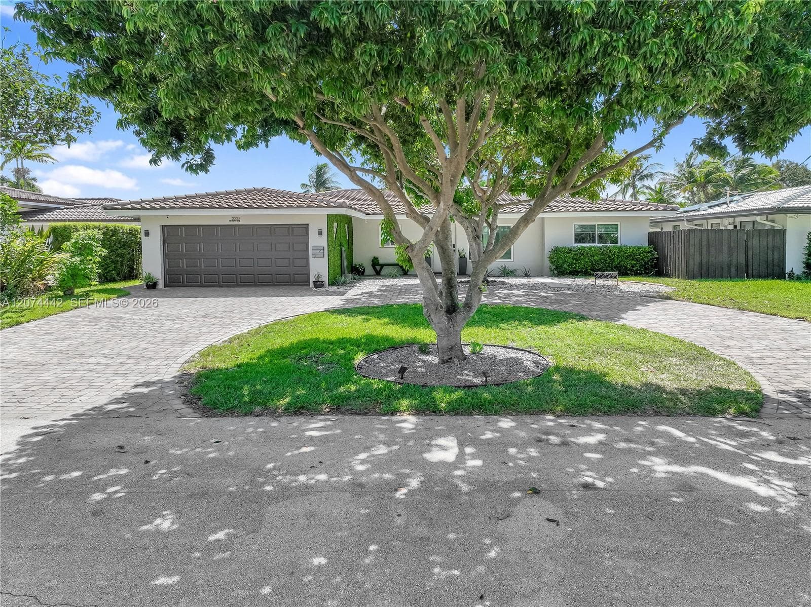 2225 NE 16th Ave, Wilton Manors, FL 33305