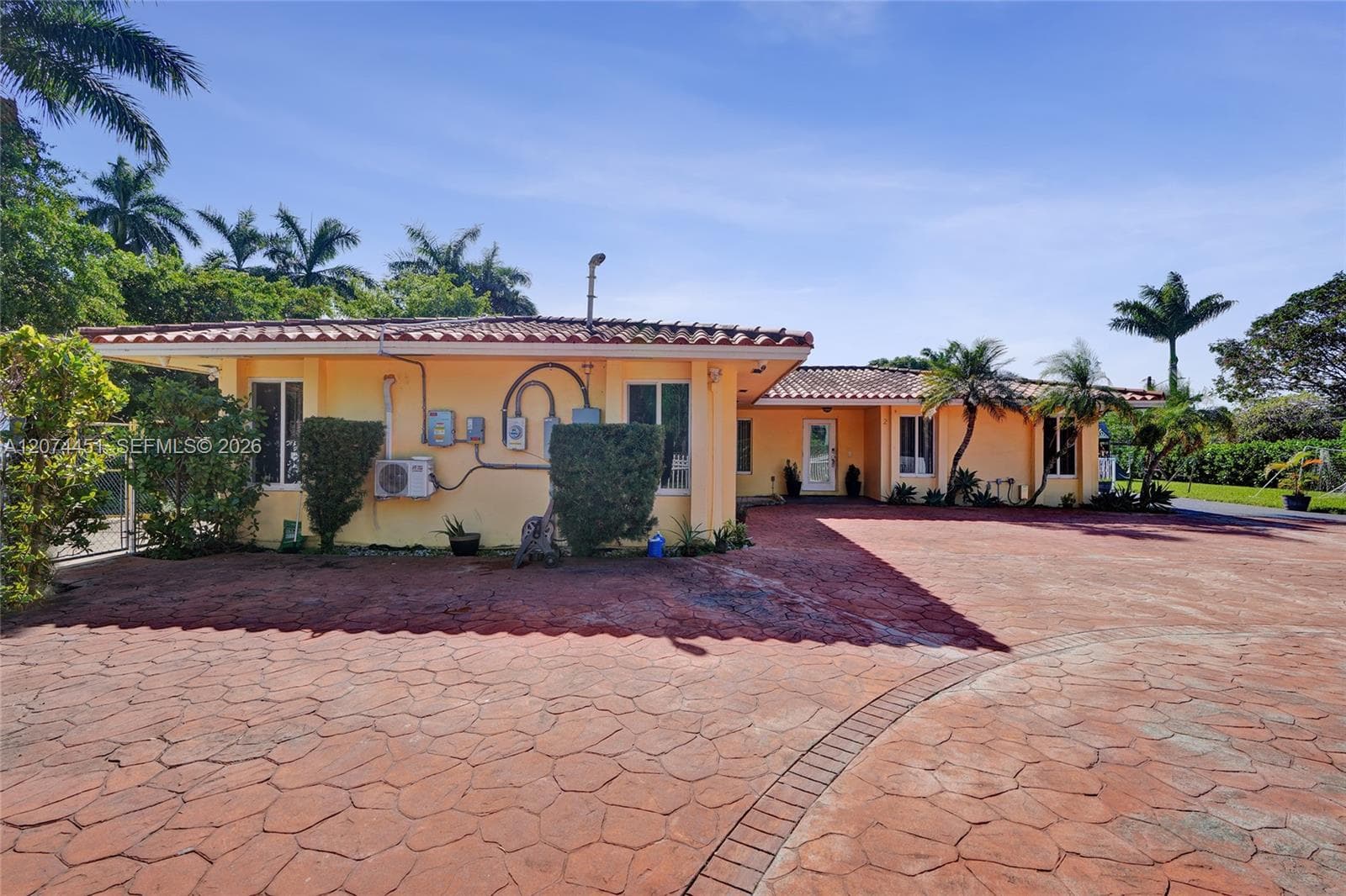 2 NE 160th St, Miami, FL 33162 — zdjęcie 4
