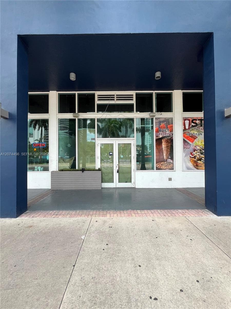 275 NE 18th # CU-06, Miami, FL 33132