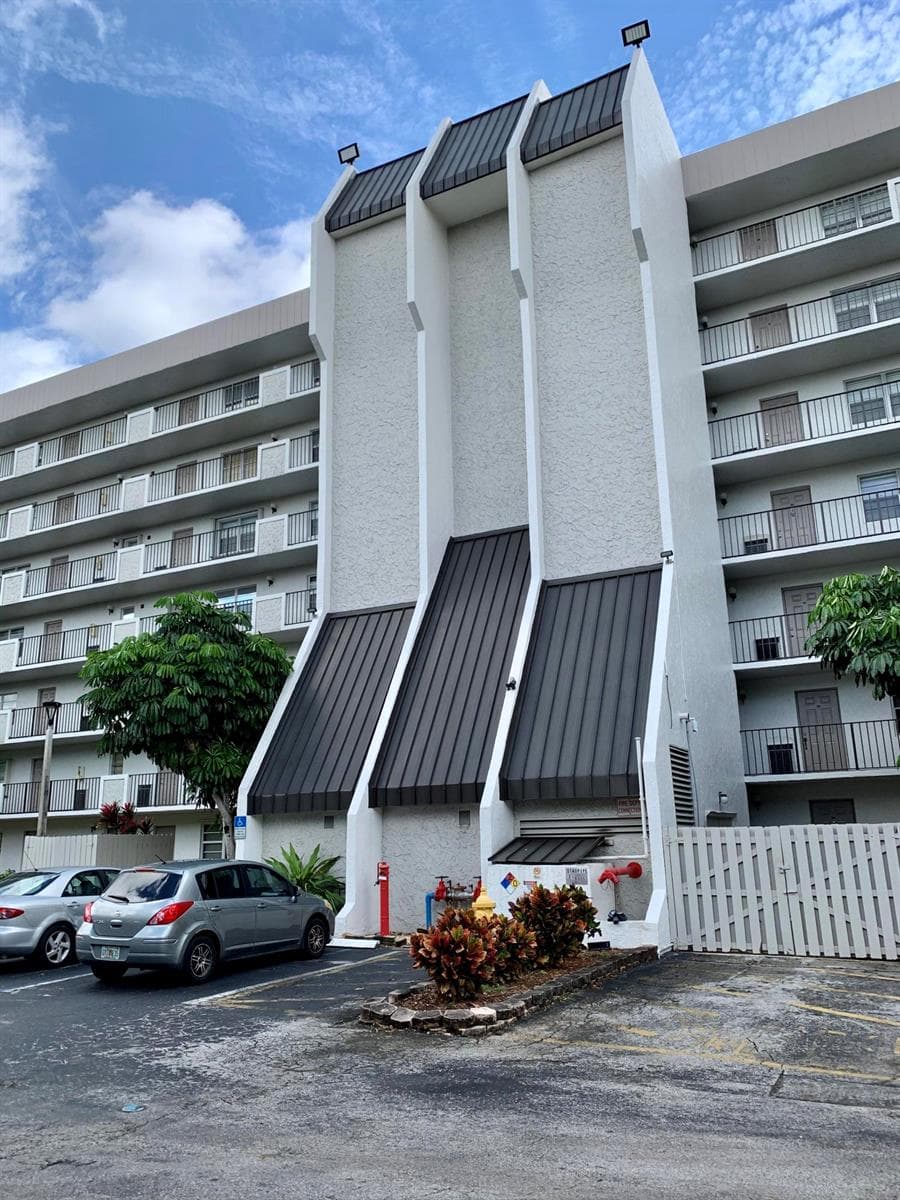 3100 W ROLLING HILLS Circle # 309, Davie, FL 33328 — zdjęcie 4