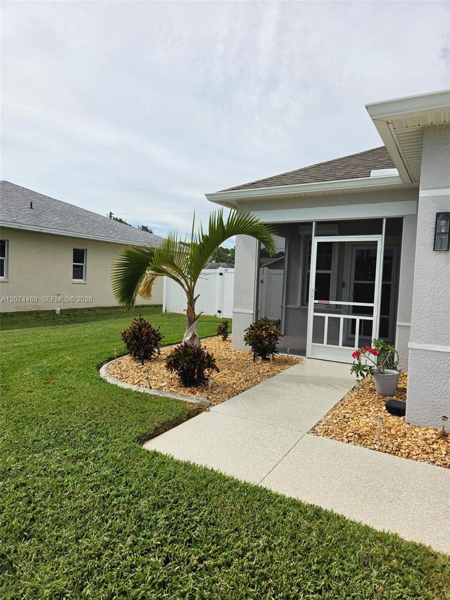 23438 NELSON AVE, Port Charlotte, FL 33954 — zdjęcie 2