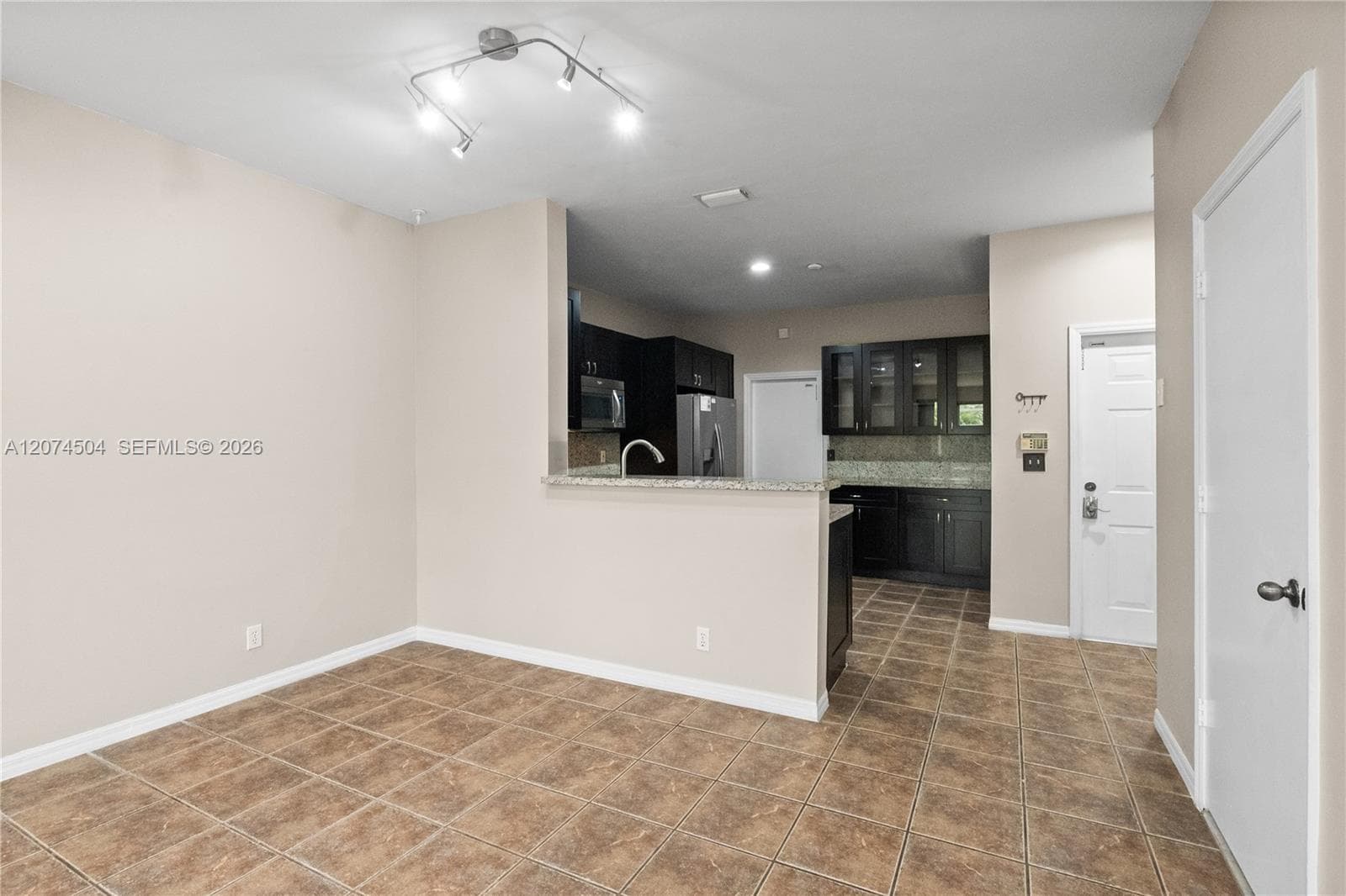 2082 Madeira Dr # 2082, Weston, FL 33327 — zdjęcie 4