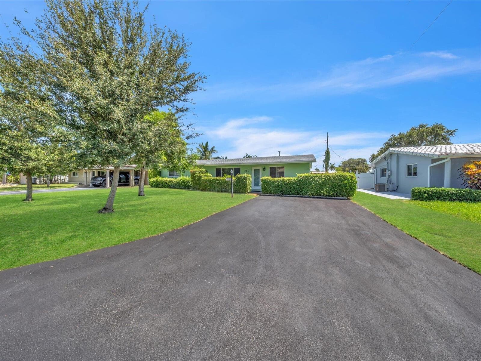310 SE 8TH Court, Pompano Beach, FL 33060 — zdjęcie 3