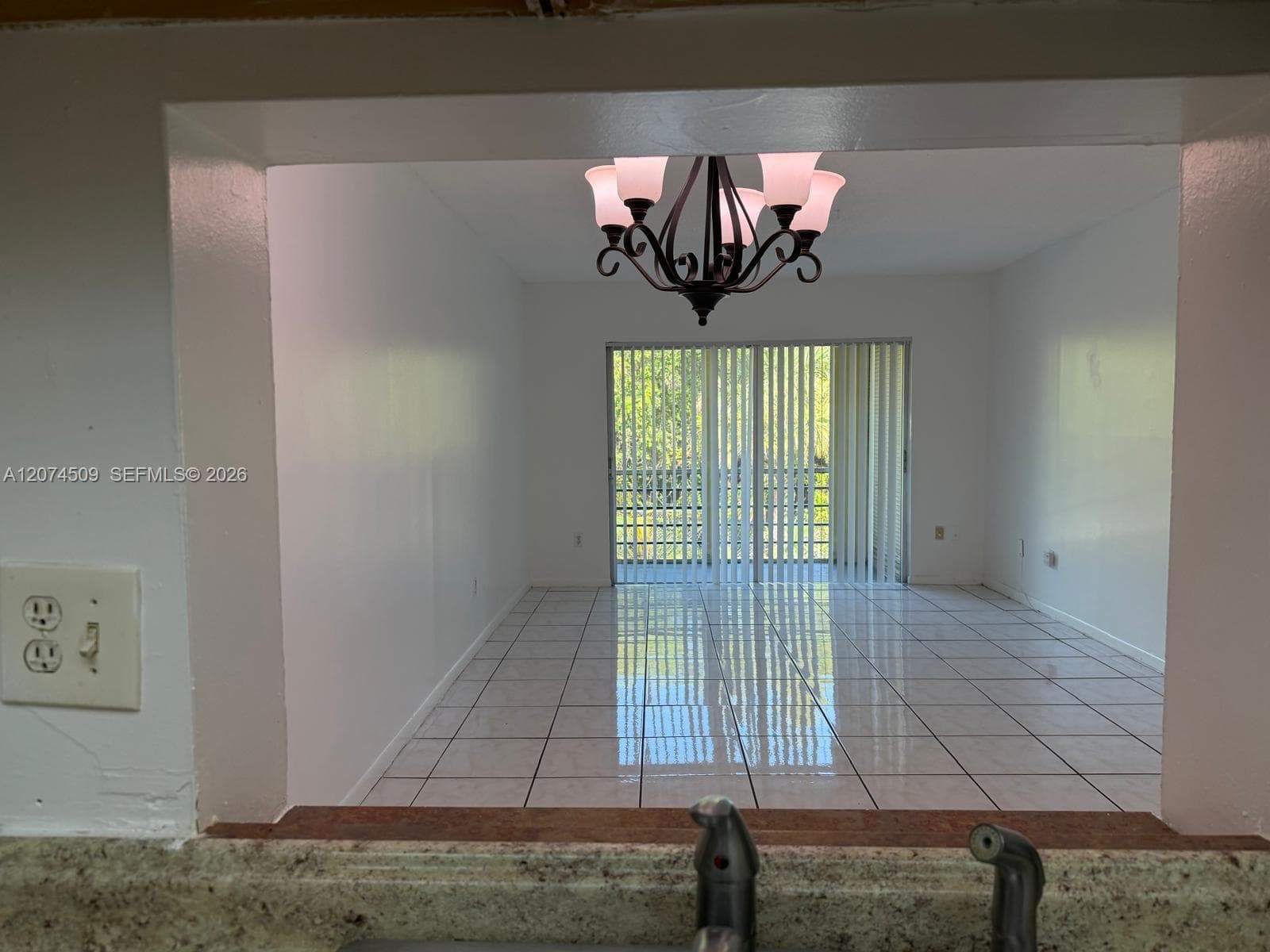 2800 NW 56th Ave # E206, Lauderhill, FL 33313 — zdjęcie 4