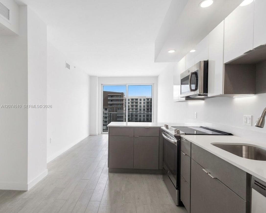 321 NE 26th St # 716, Miami, FL 33137 — zdjęcie 2