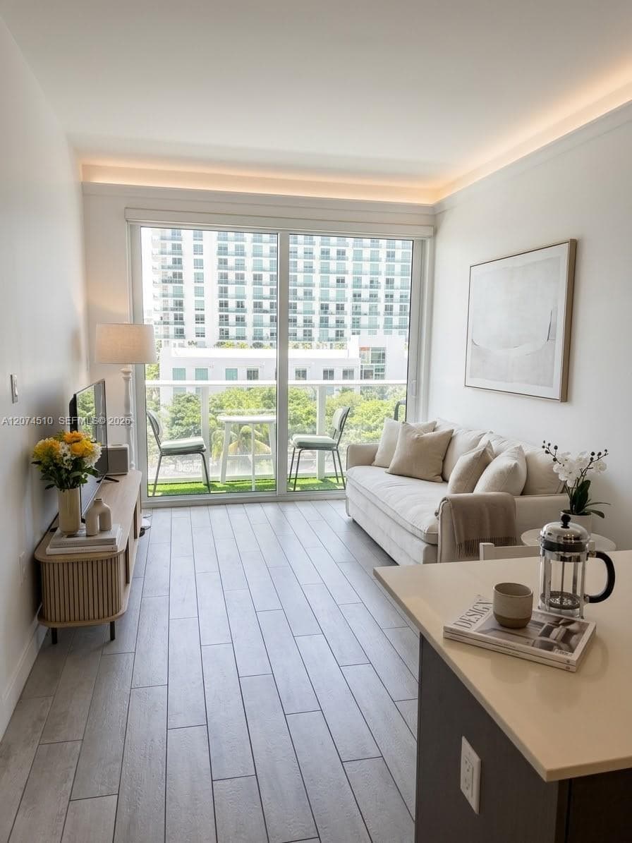 321 NE 26th St # 716, Miami, FL 33137 — zdjęcie 5