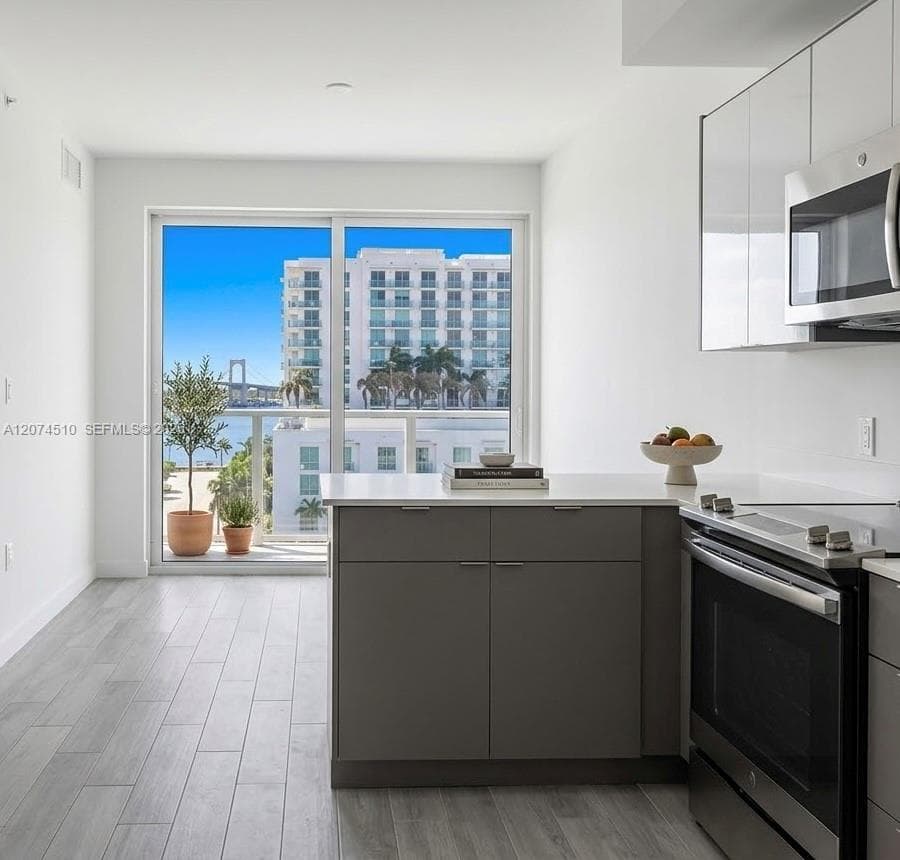 321 NE 26th St # 716, Miami, FL 33137 — zdjęcie 4