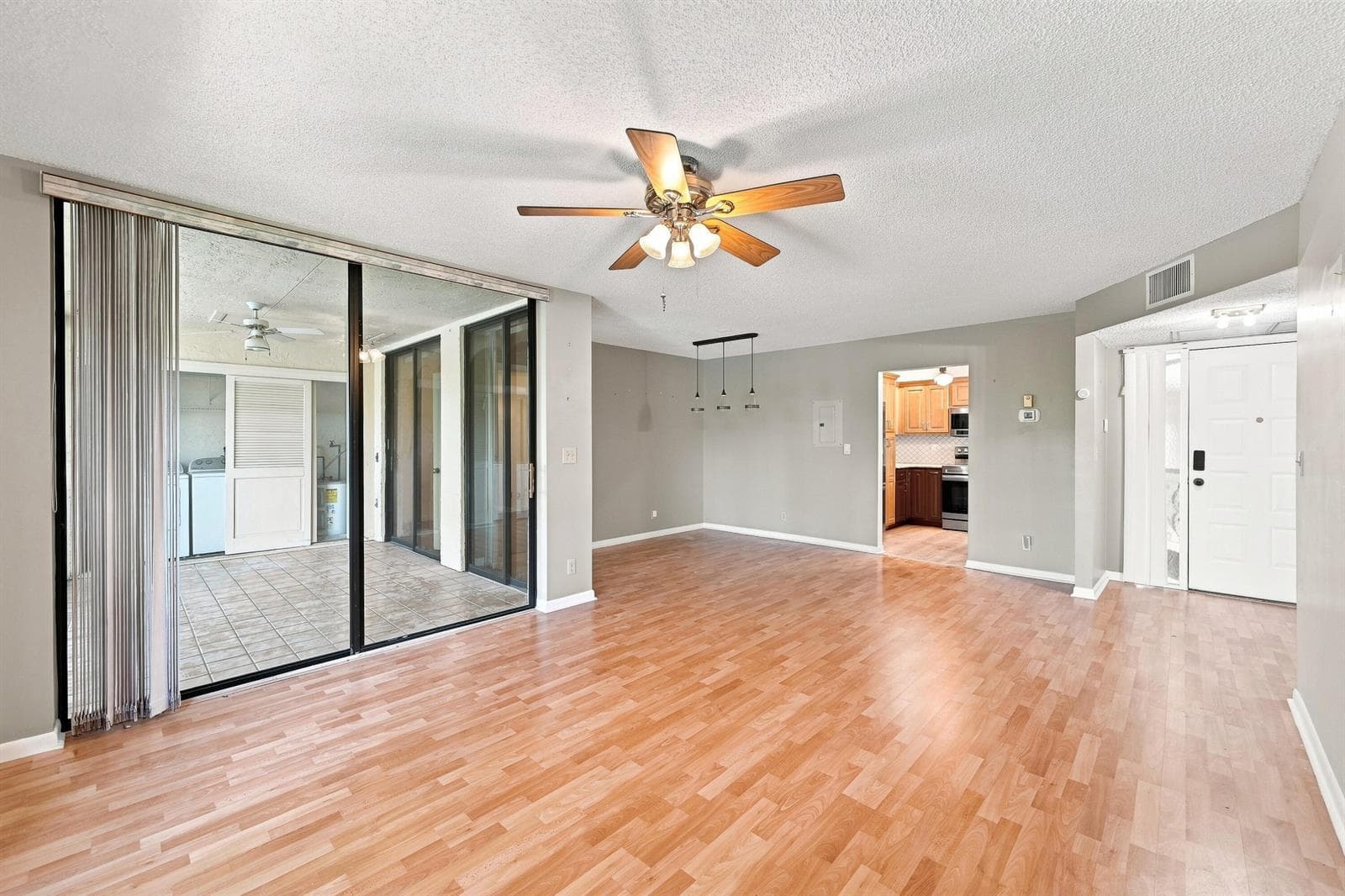 2541 N CARAMBOLA Circle N # 1832, Coconut Creek, FL 33066 — zdjęcie 4