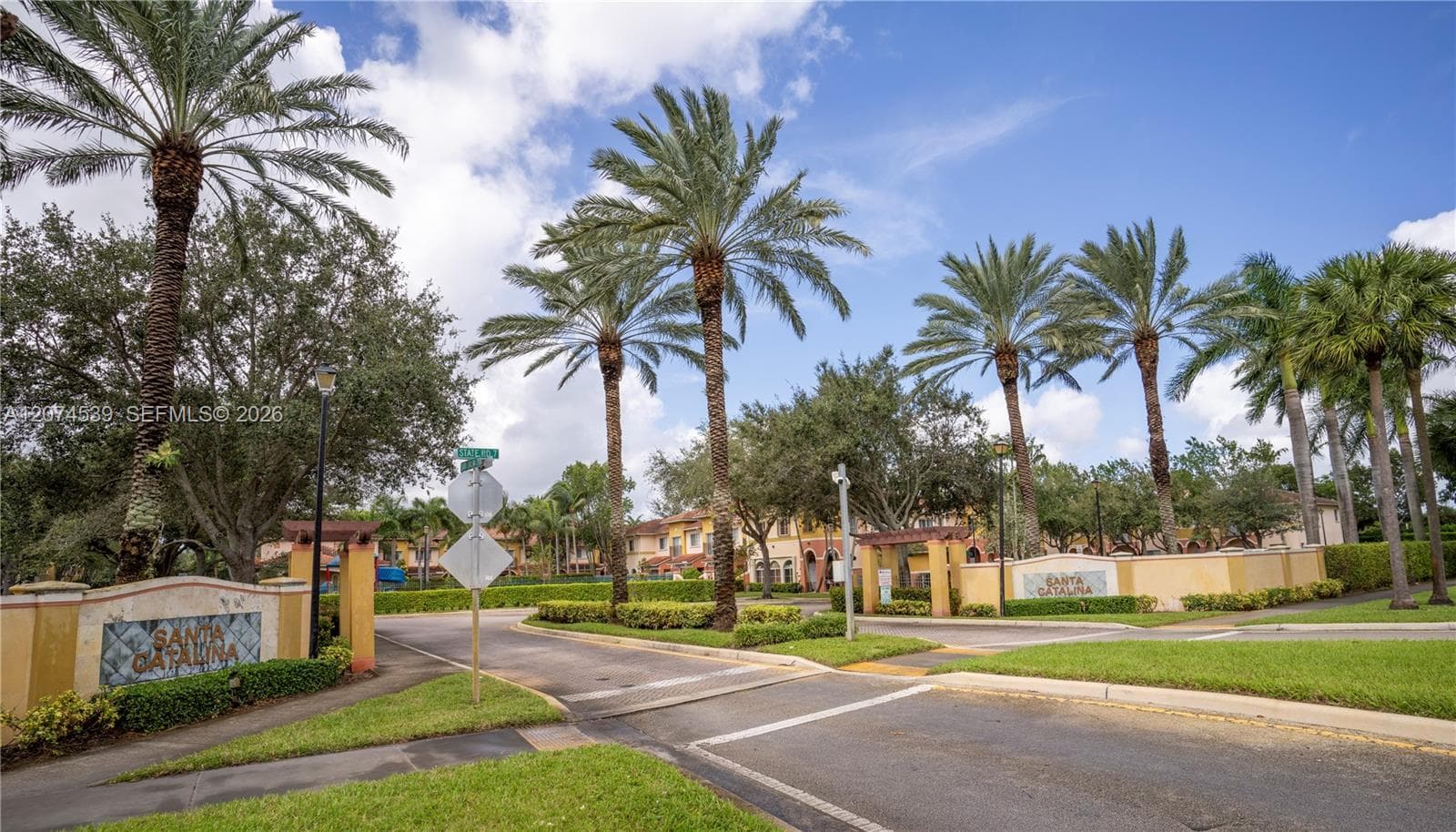 806 N Santa Catalina Cir, North Lauderdale, FL 33068 — zdjęcie 3