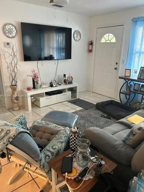 863 NW 113th St, Miami, FL 33168 — zdjęcie 5