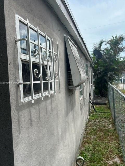 863 NW 113th St, Miami, FL 33168 — zdjęcie 4
