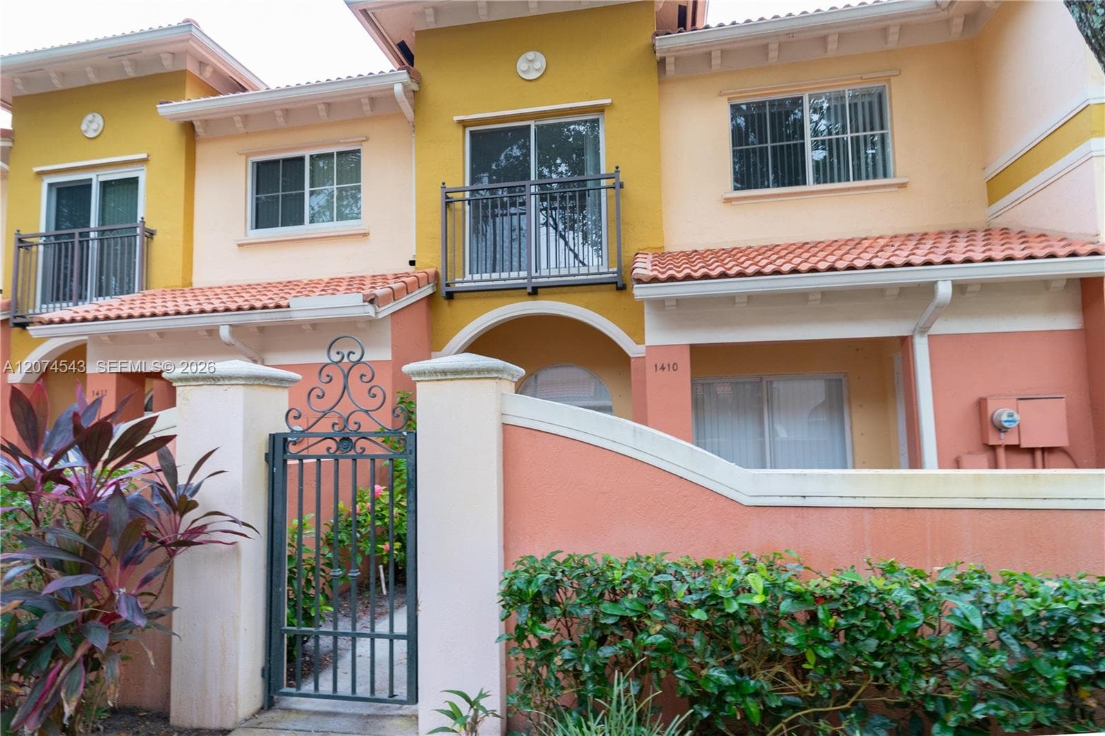 1410 S Santa Catalina Cir, North Lauderdale, FL 33068 — zdjęcie 3