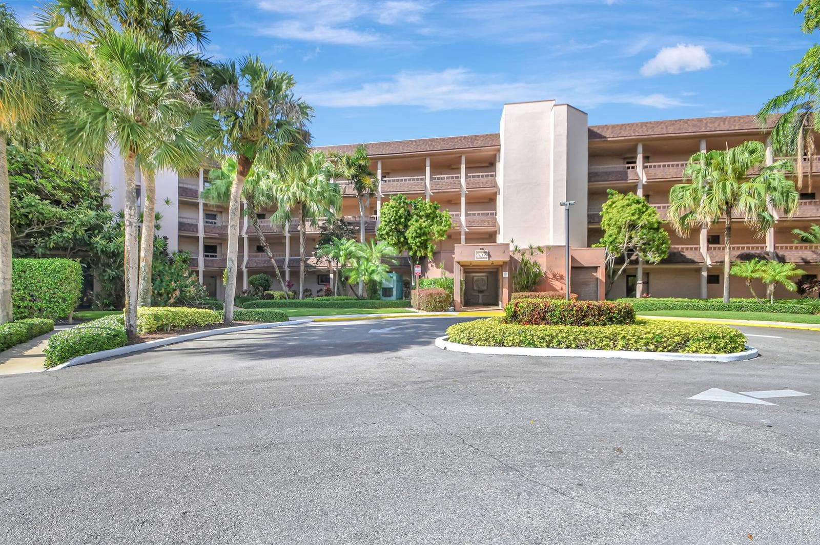 4702 Fountains Drive S # 105, Lake Worth, FL 33467