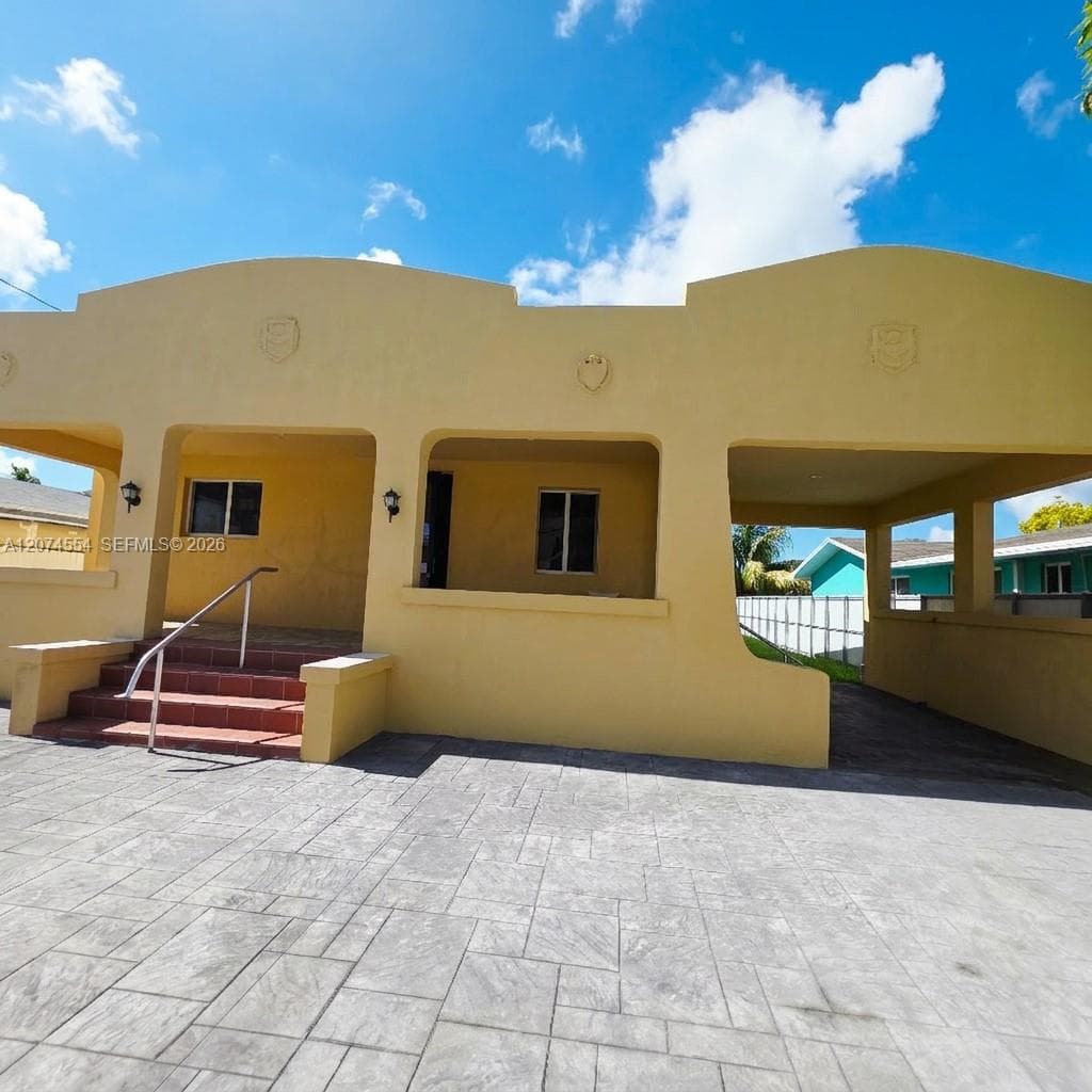1934 NW 35th St, Miami, FL 33142 — zdjęcie 3