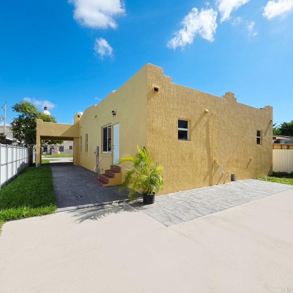 1934 NW 35th St, Miami, FL 33142 — zdjęcie 5