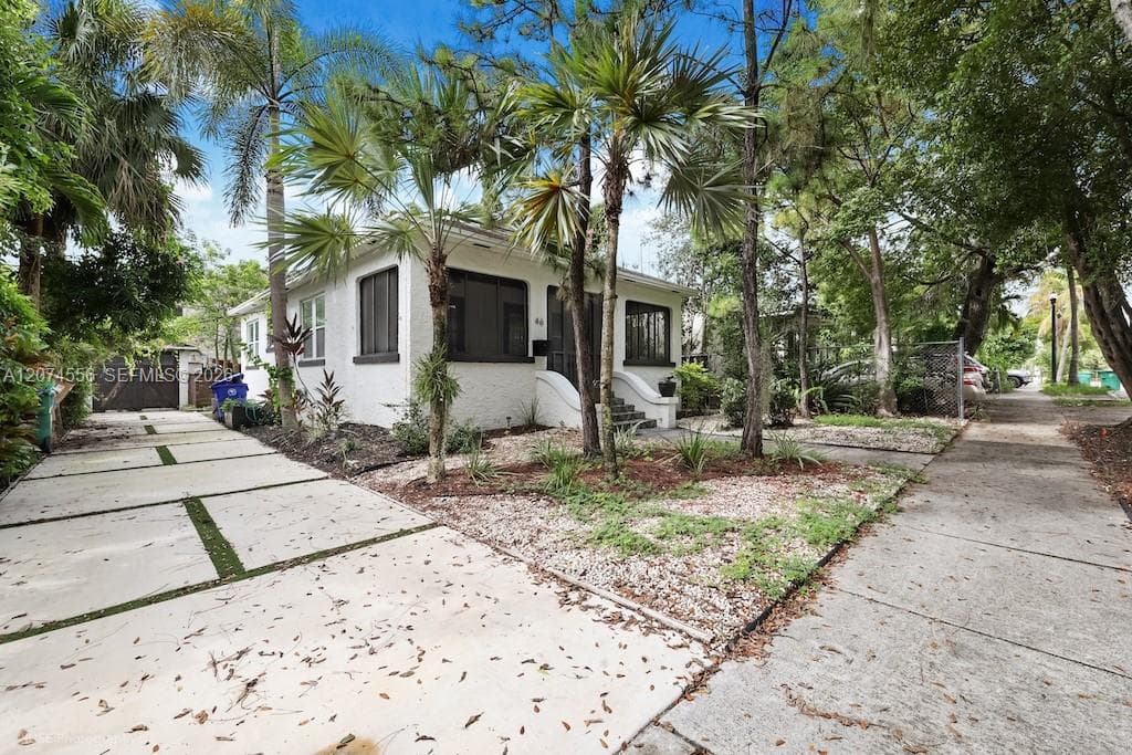 46 NE 43rd St, Miami, FL 33137 — zdjęcie 2