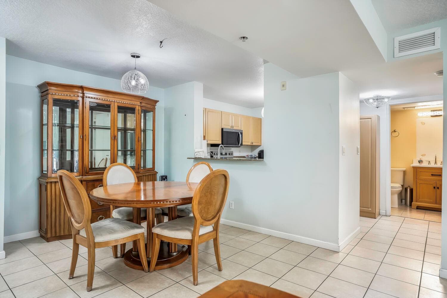 609 E SHERIDAN Street # 208, Dania Beach, FL 33004 — zdjęcie 3