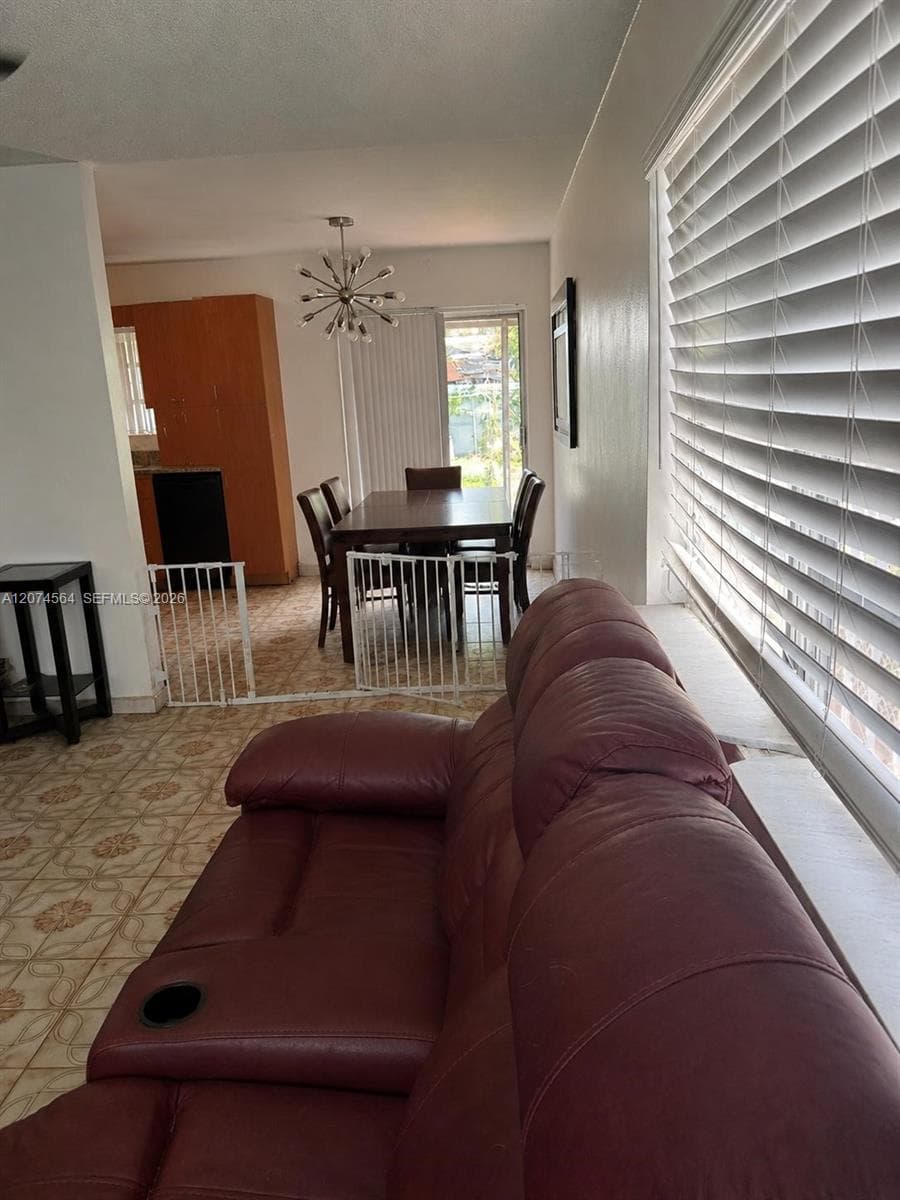 3010 NW 32nd St, Miami, FL 33142 — zdjęcie 2