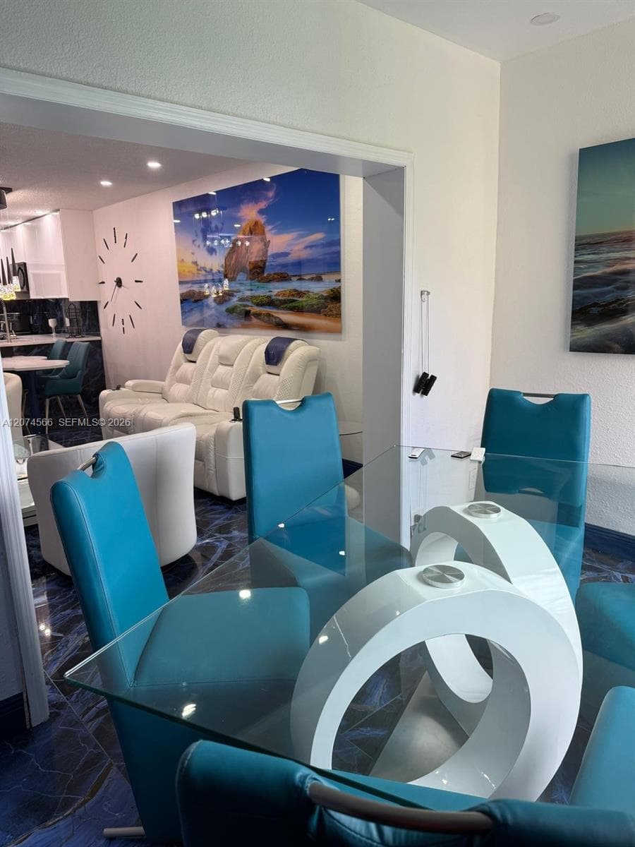 5121 W Oakland Park Blvd # 212, Lauderdale Lakes, FL 33313 — zdjęcie 5