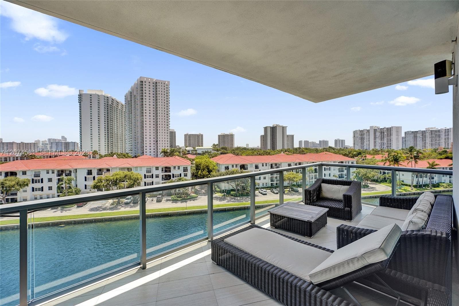 3250 NE 188th St # 501, Aventura, FL 33180 — zdjęcie 4