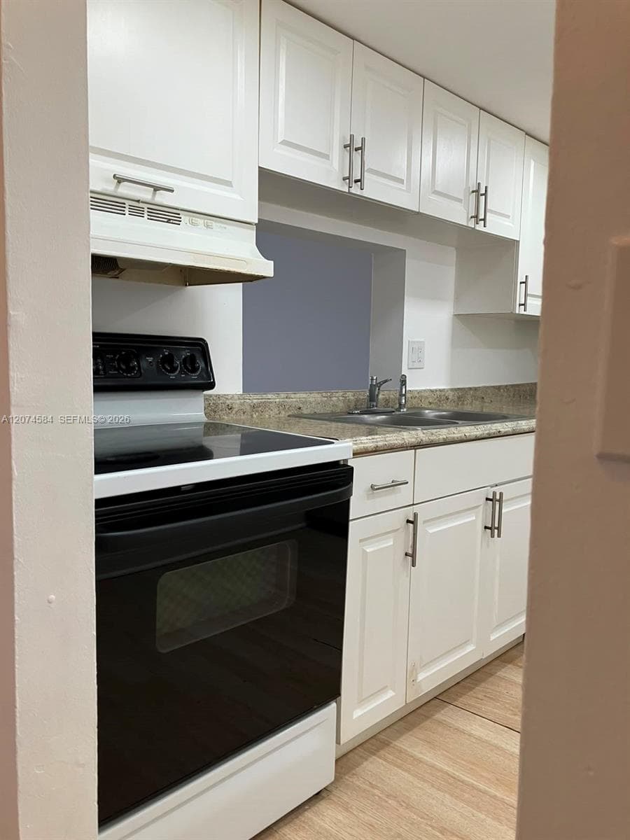 2800 NW 56th Ave # H405, Lauderhill, FL 33313 — zdjęcie 4