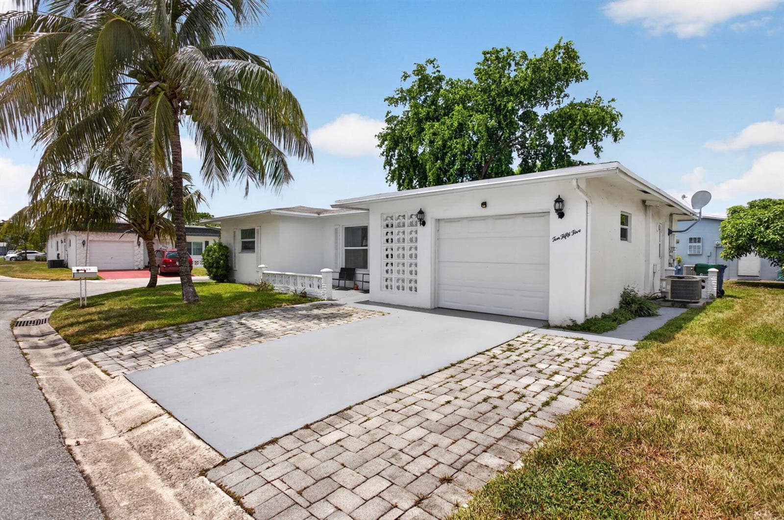 1055 NW 72ND Terrace NW, Margate, FL 33063 — zdjęcie 2