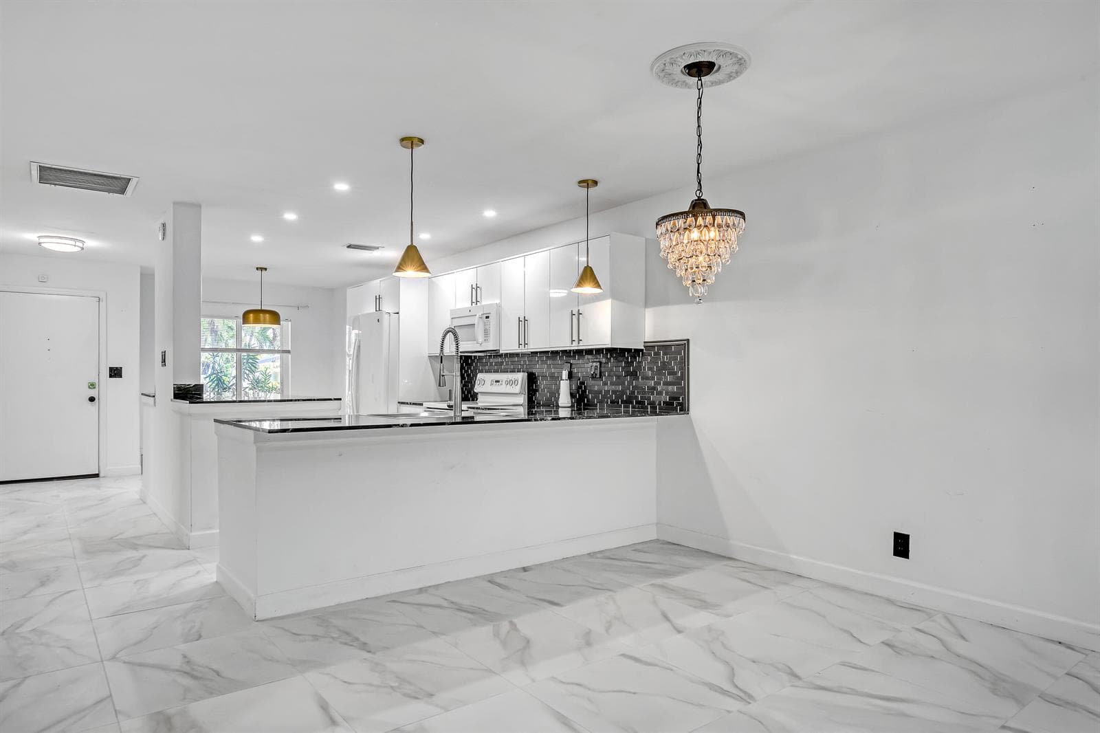 13233 Lucinda Palm Court # B, Delray Beach, FL 33484