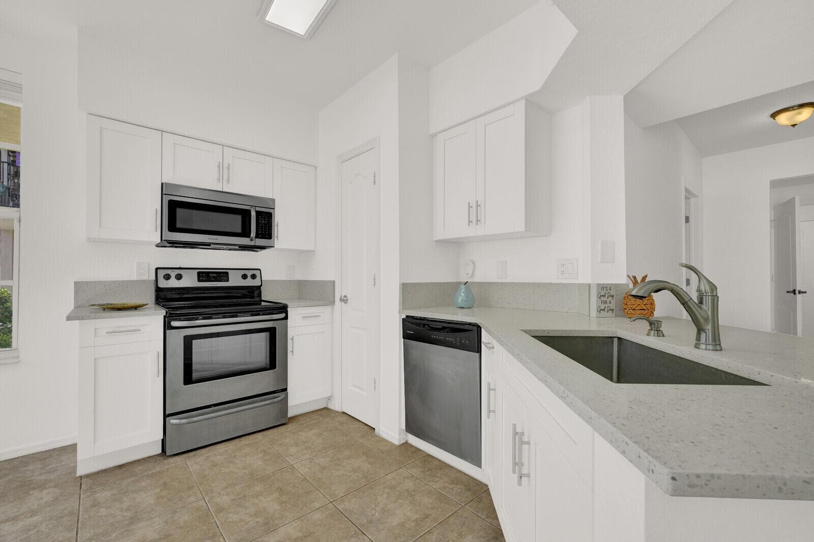 709 BELMONT Place # 709, Boynton Beach, FL 33436 — zdjęcie 2