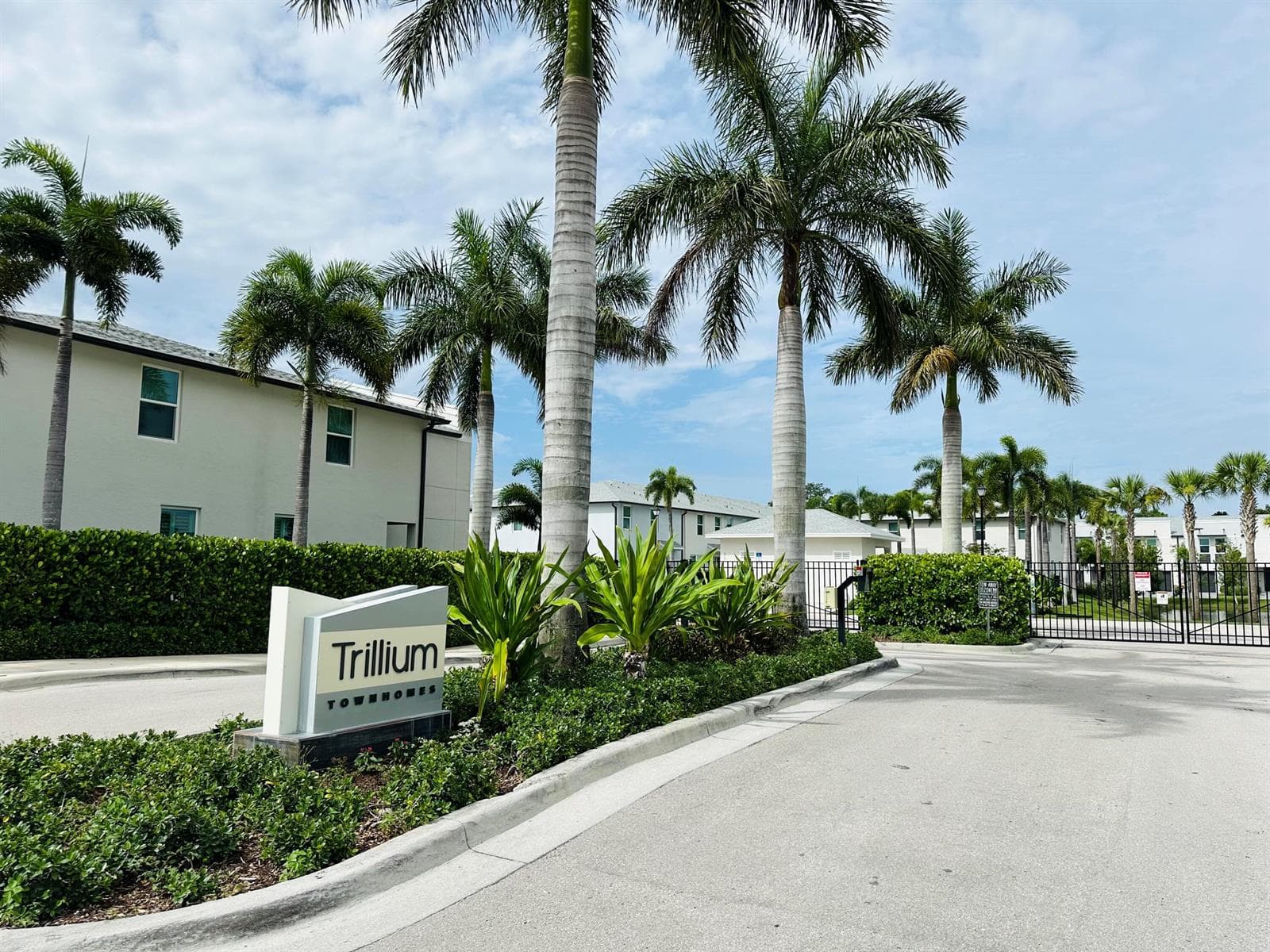 3949 SE MENTMORE Lane, Stuart, FL 34997 — zdjęcie 2