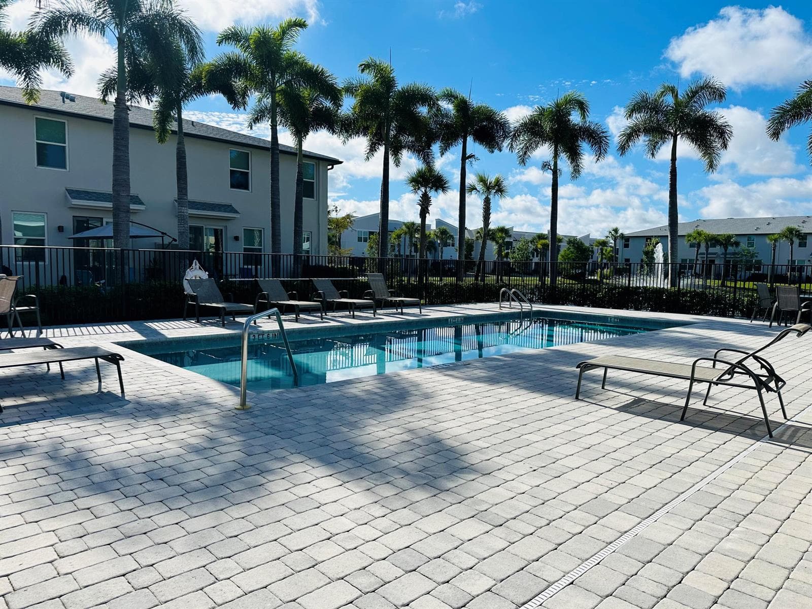 3949 SE MENTMORE Lane, Stuart, FL 34997 — zdjęcie 4