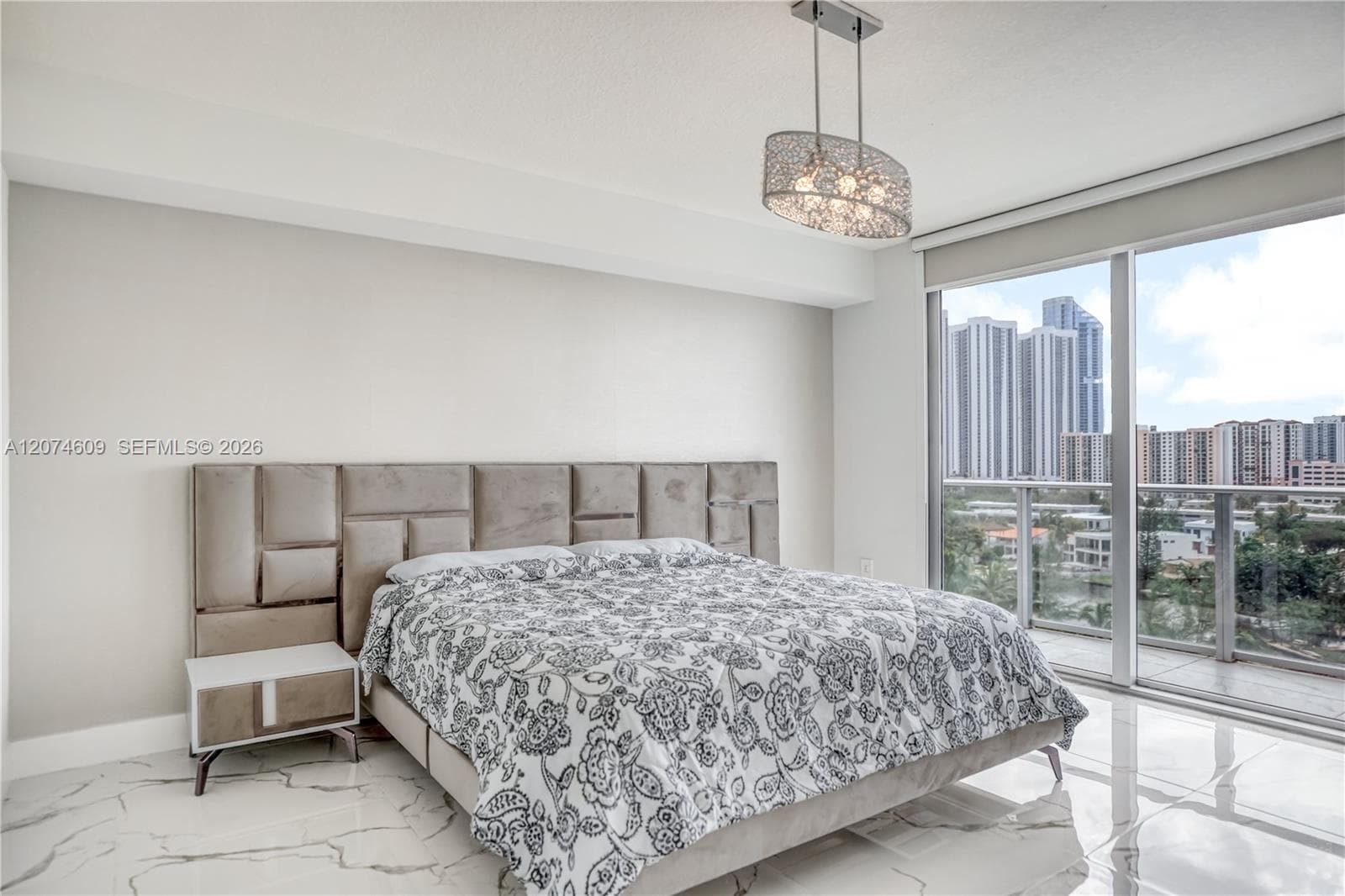 330 Sunny Isles Blvd # 5-906, Sunny Isles Beach, FL 33160 — zdjęcie 3
