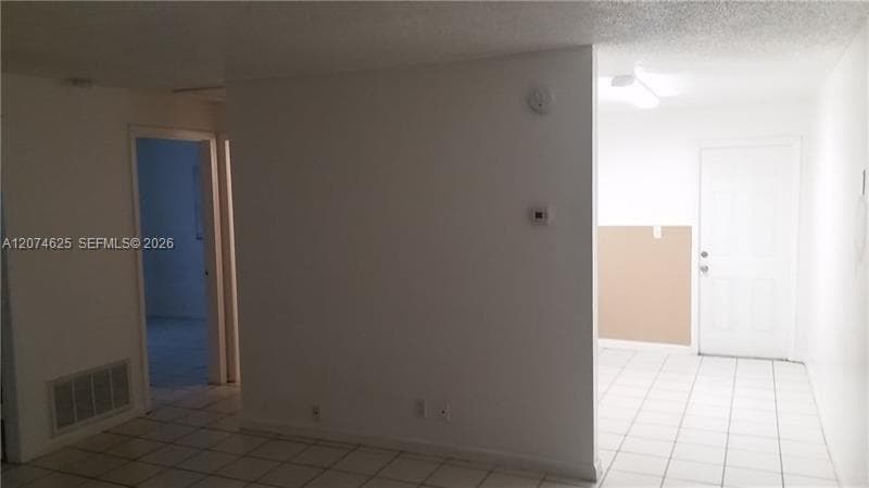 5880 NW 19th Ct, Lauderhill, FL 33313 — zdjęcie 4