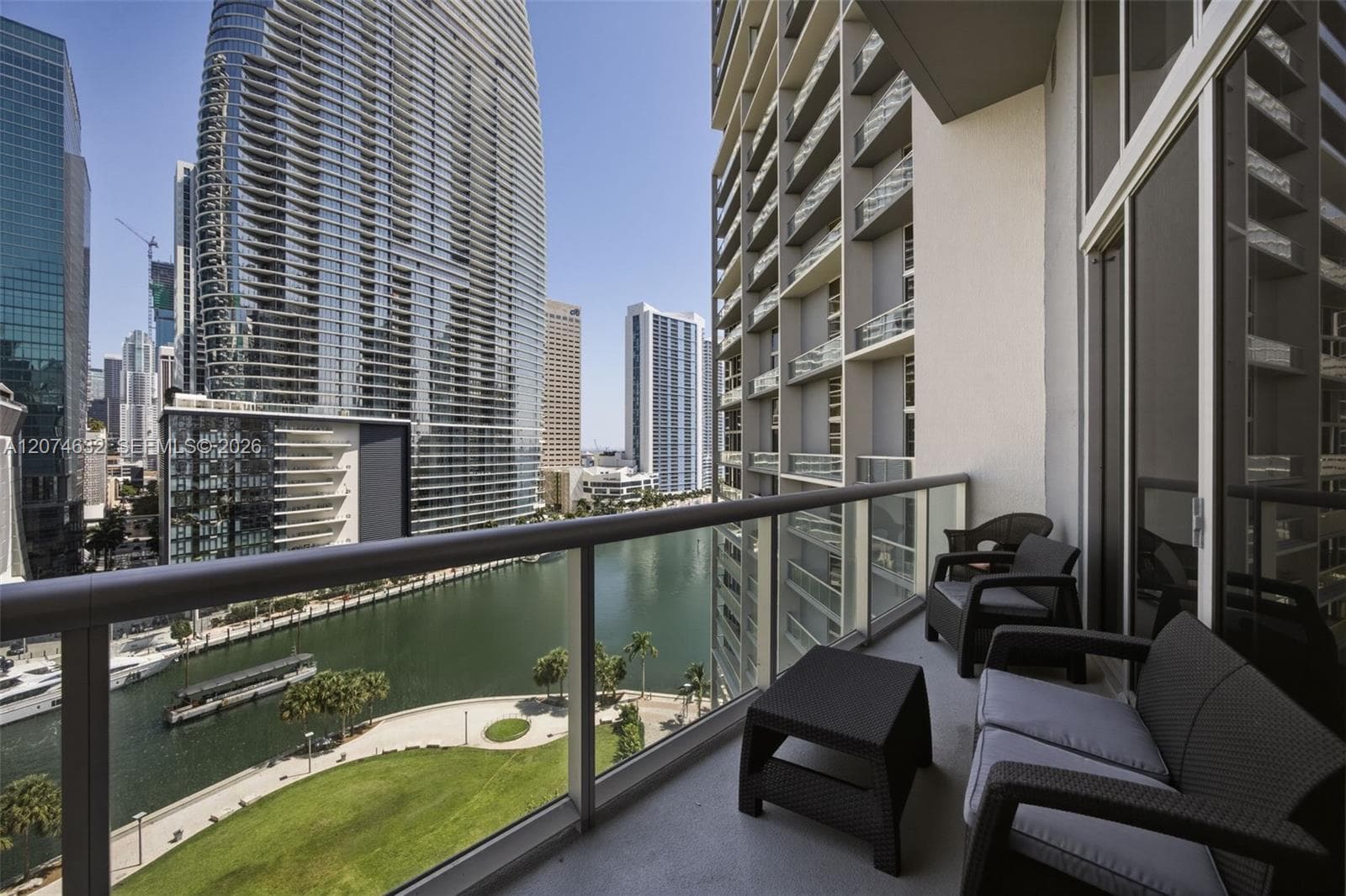 475 Brickell Ave # 1412, Miami, FL 33131 — zdjęcie 2