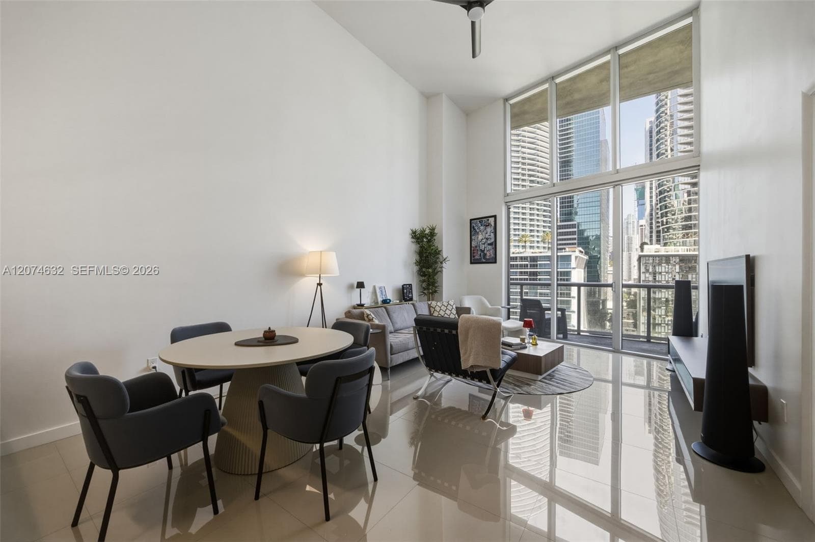 475 Brickell Ave # 1412, Miami, FL 33131 — zdjęcie 4