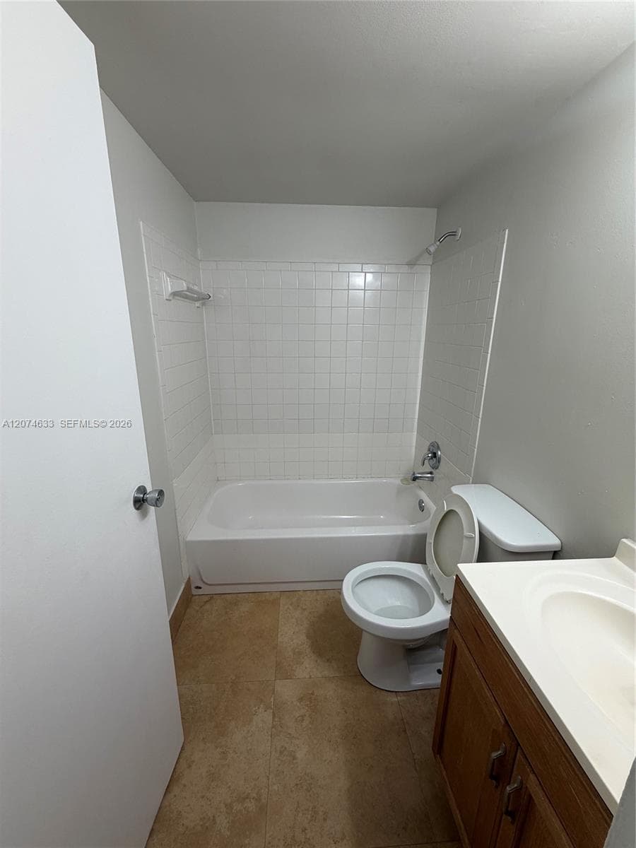 8429 Forest Hills Dr # 202, Coral Springs, FL 33065 — zdjęcie 5