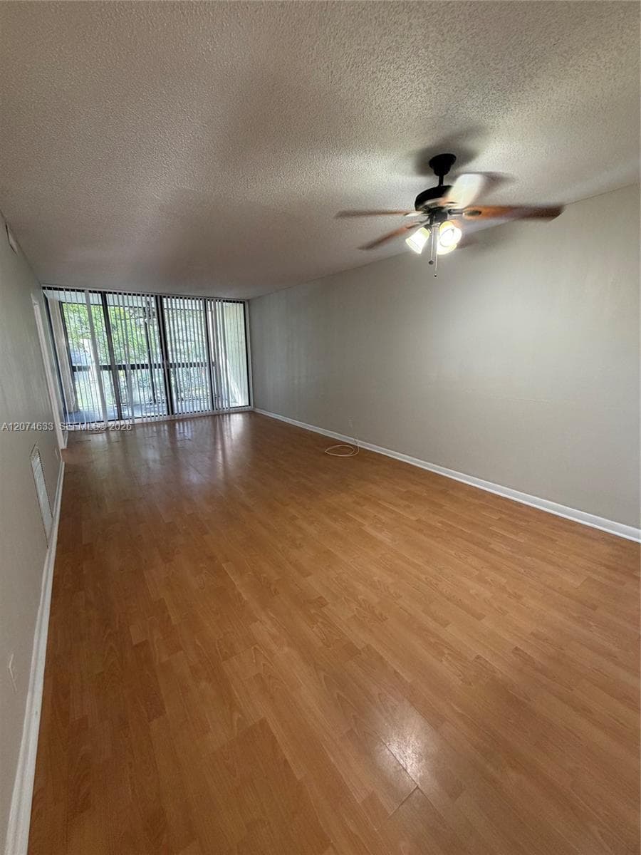 8429 Forest Hills Dr # 202, Coral Springs, FL 33065 — zdjęcie 4