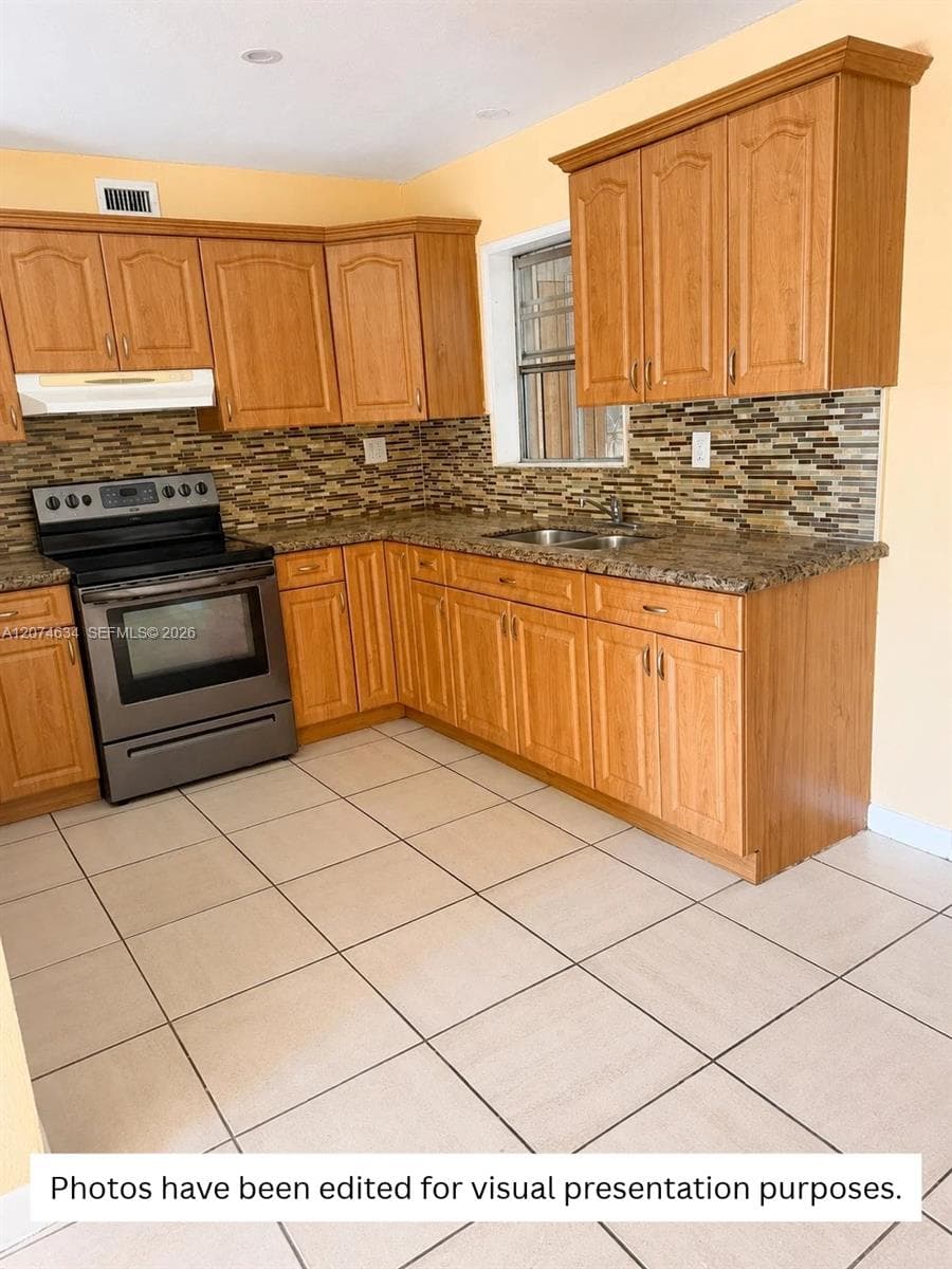 3640 NW 3rd St, Lauderhill, FL 33311 — zdjęcie 3