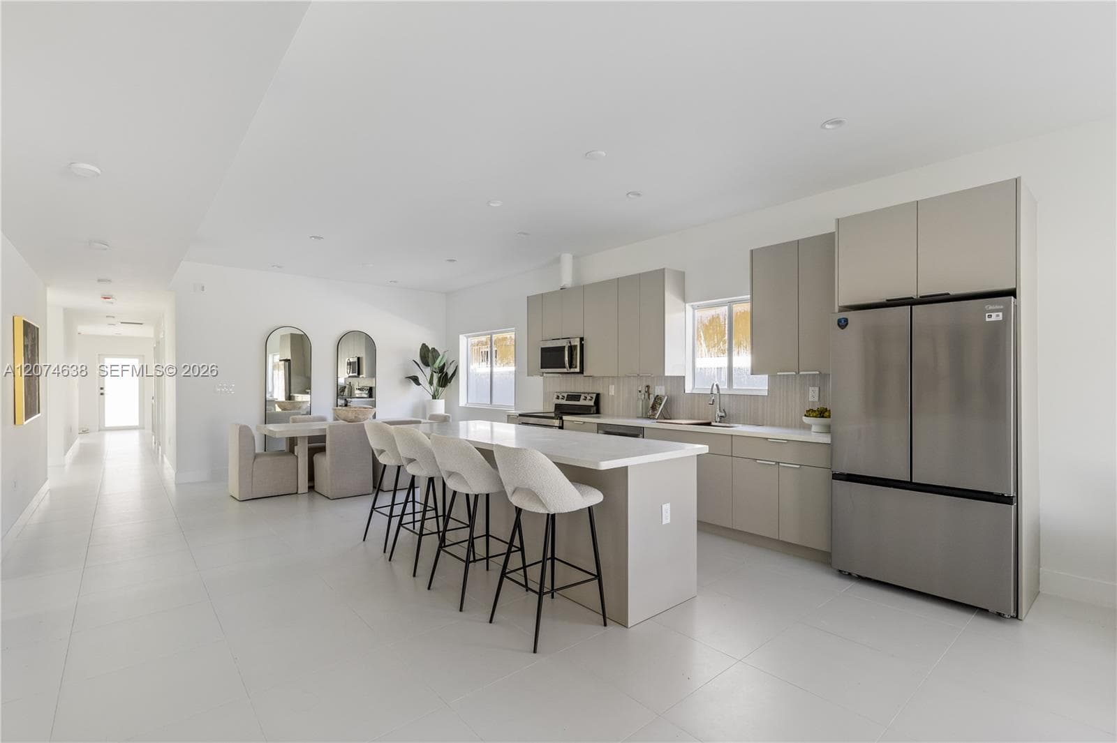 5735 SW 4th St, Miami, FL 33144 — zdjęcie 3