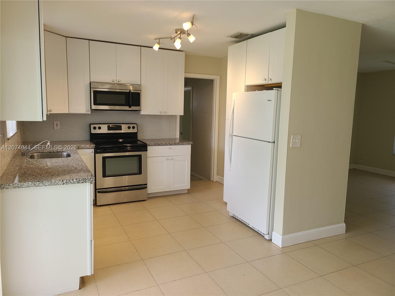 6580 Grant St, Hollywood, FL 33024 — zdjęcie 3
