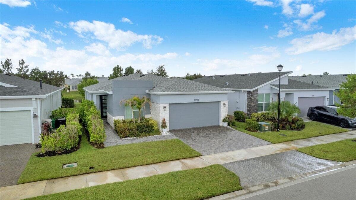 12736 SW ELEANOR Drive, Port St. Lucie, FL 34987 — zdjęcie 2