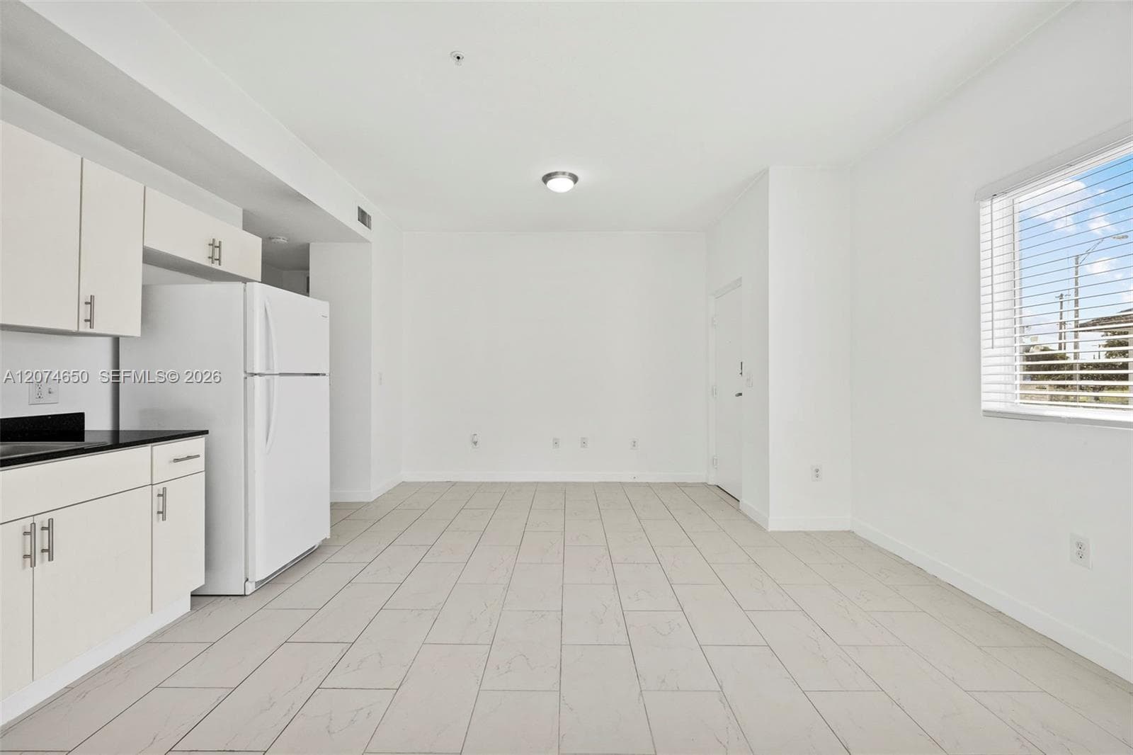 405 E 7th St # 203, Hialeah, FL 33010 — zdjęcie 4
